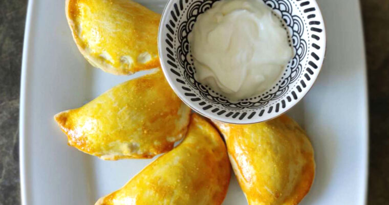 Argentyńskie pierogi empanadas z wołowiną