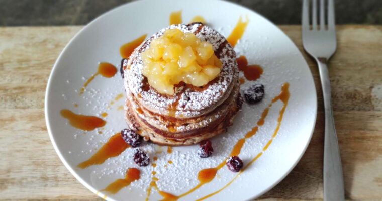 Żytnie pancakes z cynamonem na kefirze